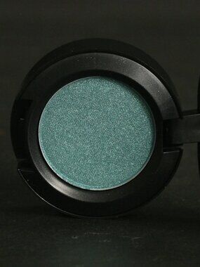NEW MAC Shimmermoss Eyeshadow